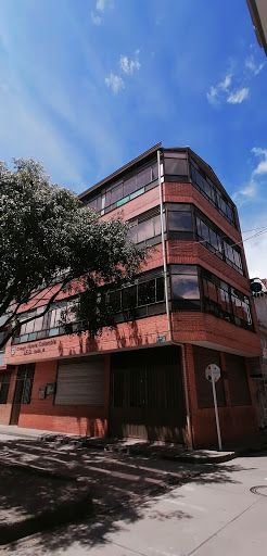 Edificio en arriendo Cundinamarca Bogotá Aures Et Ii 288 m2 Habitaciones 7 Baños 17 Garajes 1 Precio $5000000