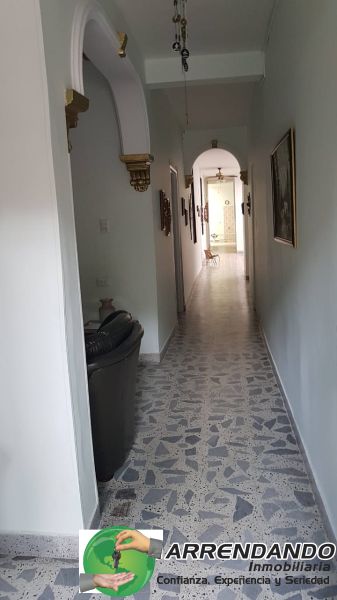 Casa en venta Antioquia Itagüí Playa Rica 536 m2 Habitaciones 7 Baños 2 Garajes 1 Precio $2000000000