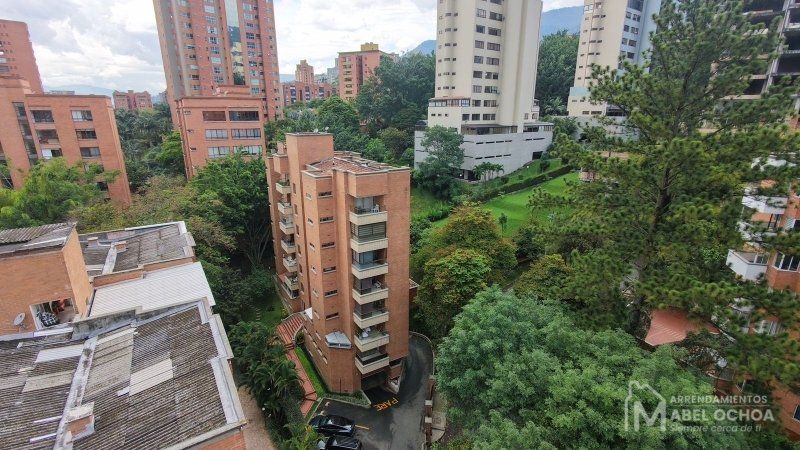 Apartamento en arriendo Antioquia Medellín Centro Administrativo 90 m2 Habitaciones 2 Baños 3 Garajes 1 Precio $3250000