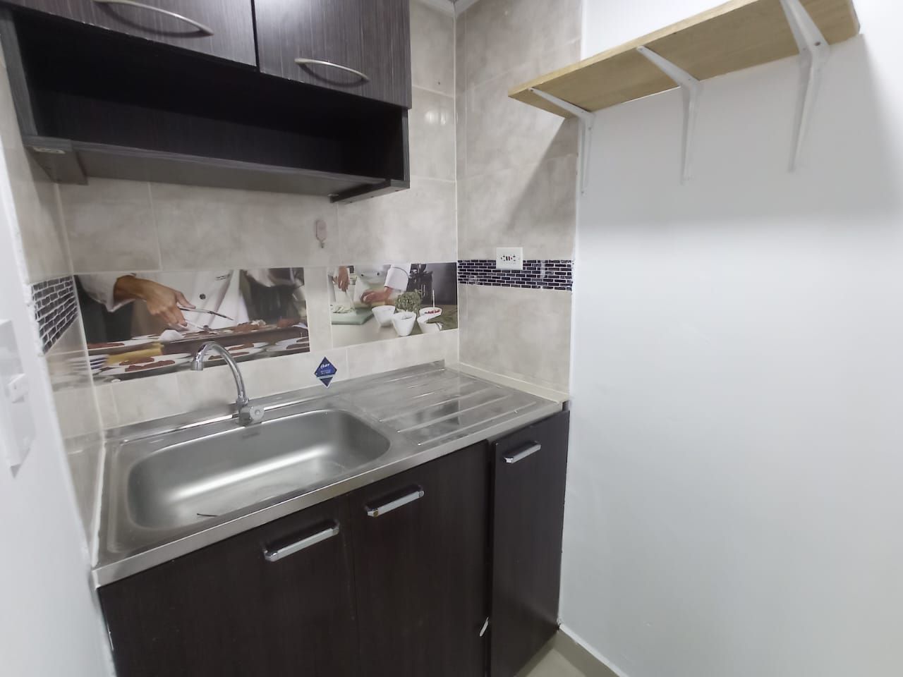 Oficina en arriendo Antioquia Medellín Las Acacias 65 m2 Habitaciones 0 Baños 1 Garajes 0 Precio $3600000