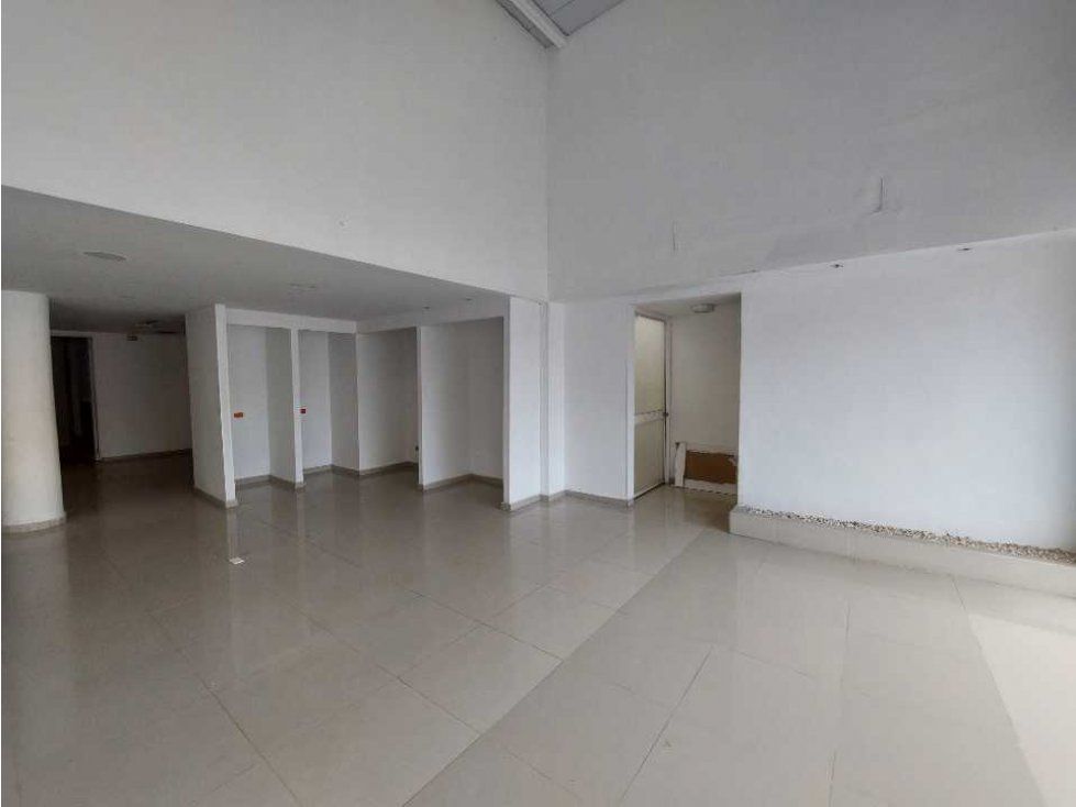 Local en venta Atlántico Barranquilla Granadillo 340 m2 Habitaciones 0 Baños 2 Garajes 5 Precio $1799000000