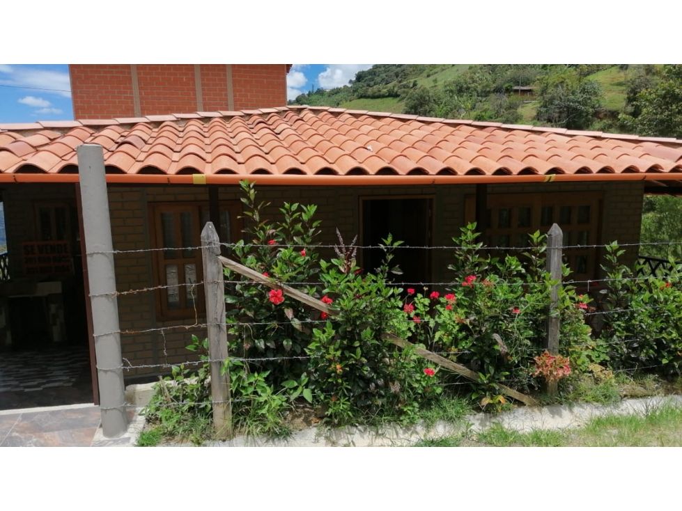 Finca en venta Antioquia Girardota Girardota 300 m2 Habitaciones 8 Baños 4 Garajes 1 Precio $300000000