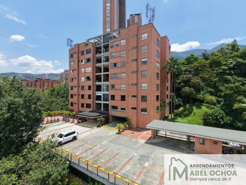 Apartaestudio en arriendo Antioquia Medellín El Tesoro 65 m2 Habitaciones 1 Baños 2 Garajes 1 Precio $3900000