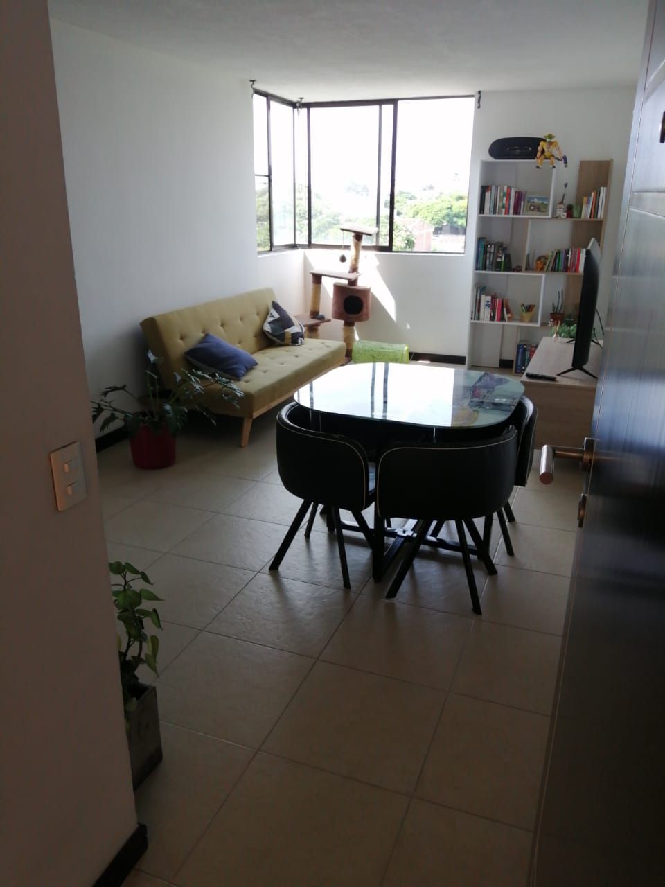 Apartamento en venta Valle Del Cauca Cali Ciudad Capri 68 m2 Habitaciones 3 Baños 2 Garajes 2 Precio $210000000