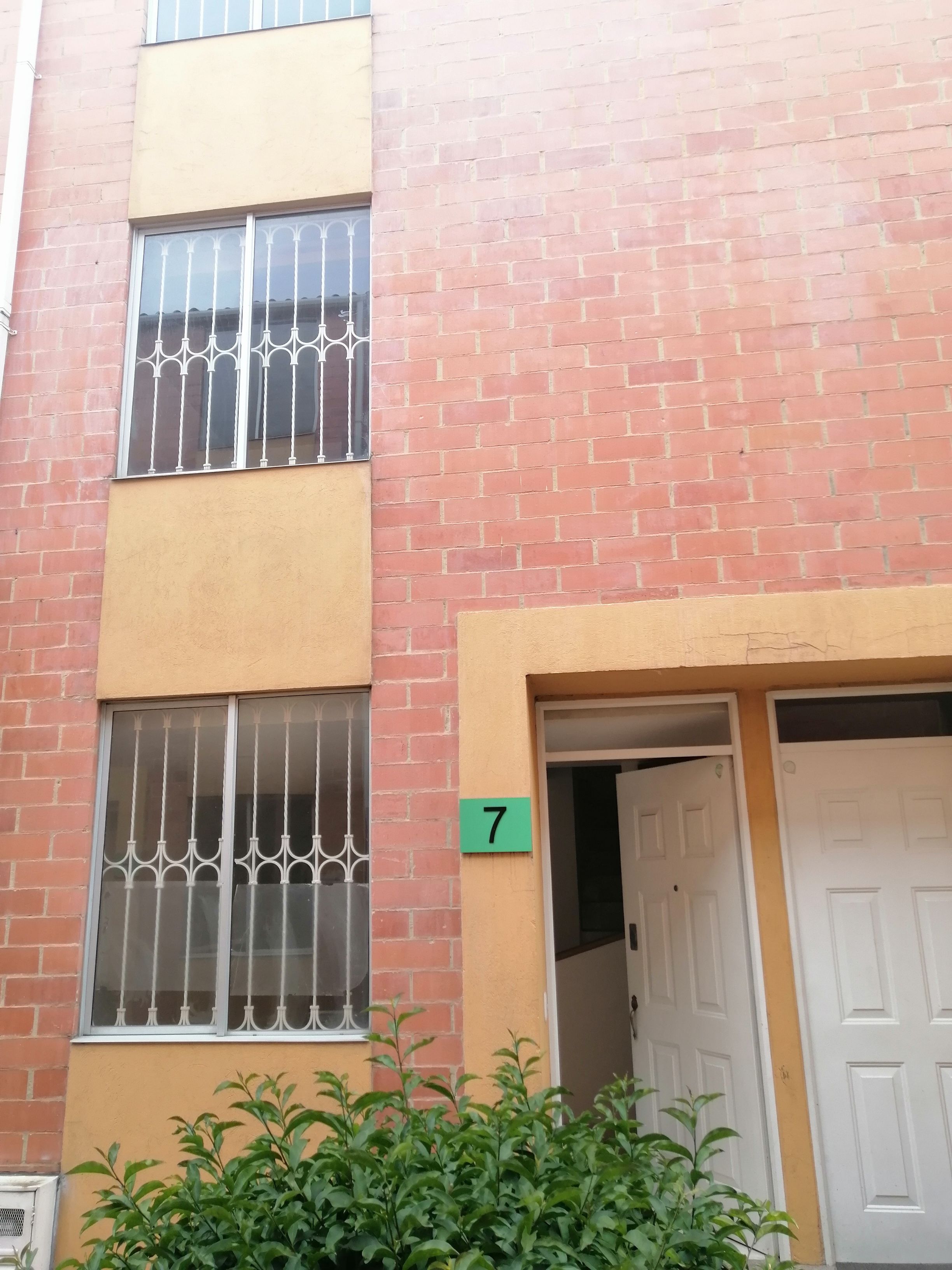 Casa en venta Cundinamarca Mosquera Mallorca 92 m2 Habitaciones 4 Baños 4 Garajes 1 Precio $210000000