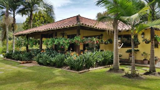 Finca en venta Antioquia Rionegro Urbanizacion Altos De Pereira 280 m2 Habitaciones 3 Baños 8 Garajes 2 Precio $2100000000
