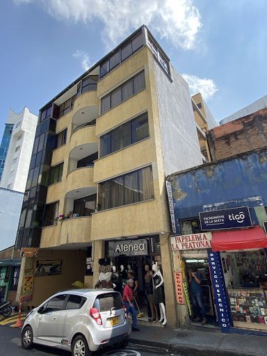 Edificio en venta Risaralda Pereira Sector Galeria Central 466 m2 Habitaciones 19 Baños 37 Garajes 2 Precio $3800000000