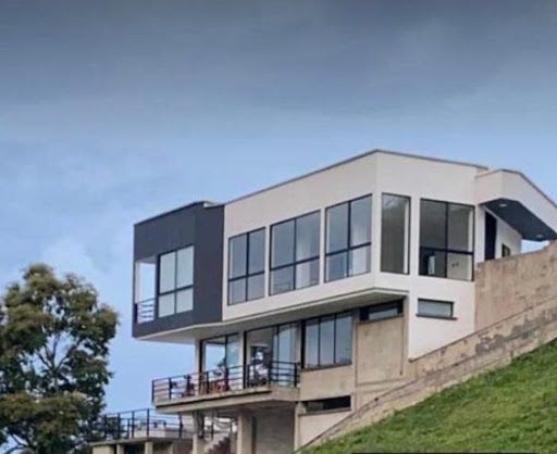 Casa en venta Risaralda Dosquebradas Romelia Alta 440 m2 Habitaciones 4 Baños 6 Garajes 5 Precio $1500000000