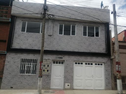 Casa en venta Cundinamarca Bogotá Quiroga 378 m2 Habitaciones 12 Baños 6 Garajes 0 Precio $650000000