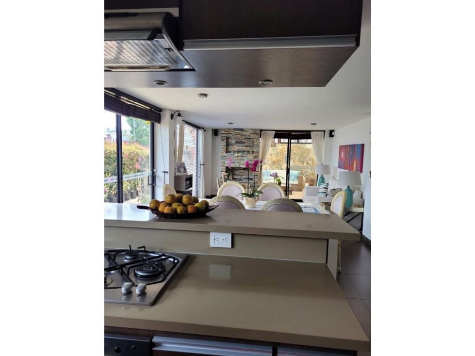 Casa en venta Caldas Manizales Cr Loma Verde 220 m2 Habitaciones 4 Baños 4 Garajes 2 Precio $1050000000