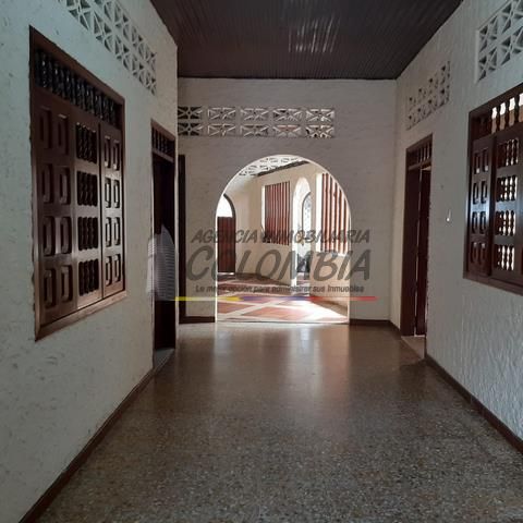 Casa en venta Tolima Purificación Otros 297 m2 Habitaciones 5 Baños 4 Garajes 2 Precio $290000000