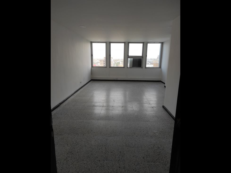 Oficina en venta Atlántico Barranquilla Centro 34 m2 Habitaciones 0 Baños 0 Garajes 2 Precio $75000000