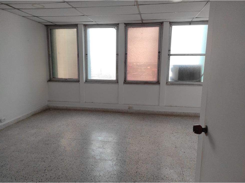 Oficina en venta Atlántico Barranquilla Centro 35 m2 Habitaciones 0 Baños 0 Garajes 2 Precio $85000000
