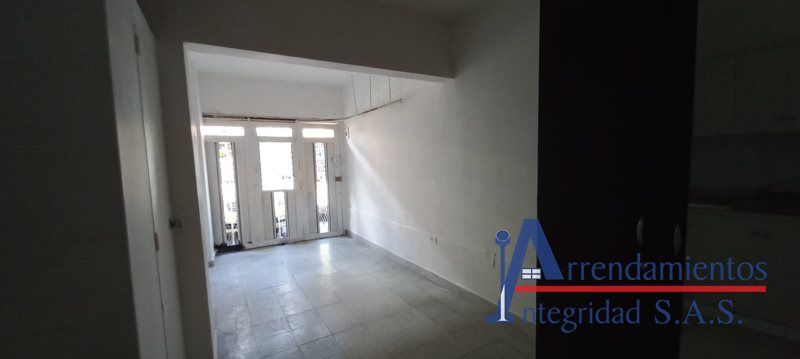 Apartaestudio en arriendo Antioquia Medellín Las Playas 20 m2 Habitaciones 1 Baños 1 Garajes 0 Precio $1100000