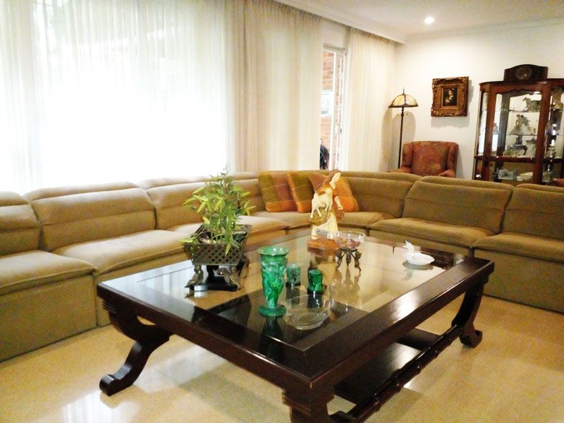 Casa en venta Antioquia Medellín El Diamante No2 229 m2 Habitaciones 3 Baños 6 Garajes 3 Precio $1250000000