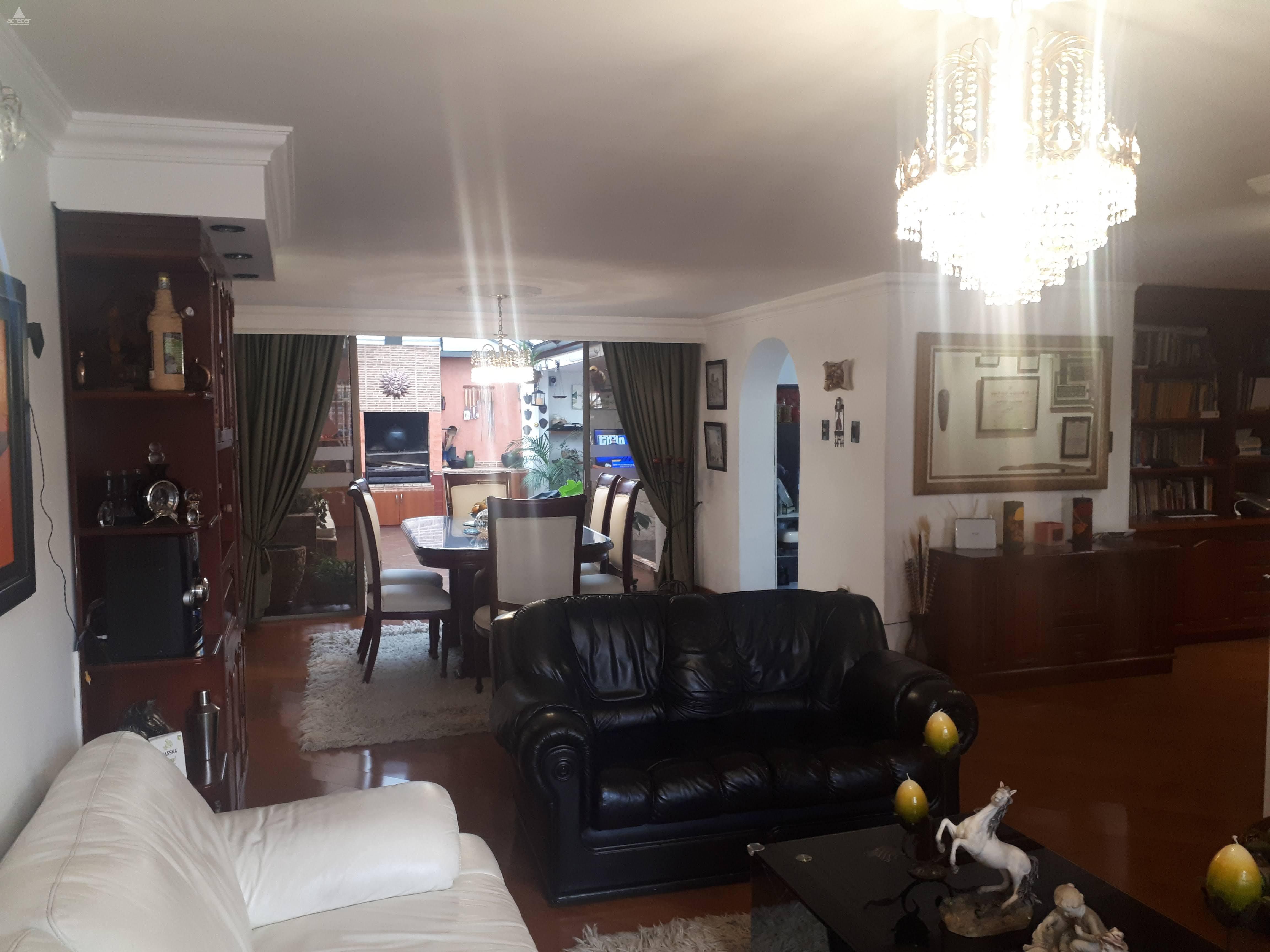 Casa en arriendo Cundinamarca Bogotá Los Andes 245 m2 Habitaciones 4 Baños 2 Garajes 1 Precio $7300000