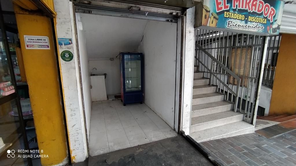 Local en arriendo Valle Del Cauca Cali San Pedro 20 m2 Habitaciones 0 Baños 0 Garajes 1 Precio $1600000