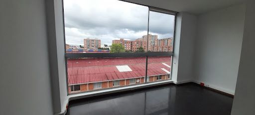 Oficina en arriendo Cundinamarca Bogotá Portales Del Norte 34 m2 Habitaciones 0 Baños 10 Garajes 2 Precio $2300000