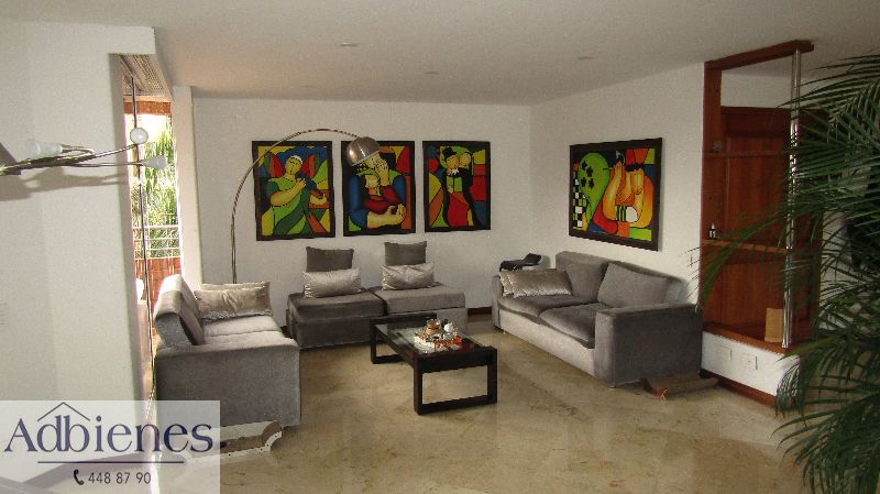Apartamento en venta Antioquia Medellín Estadio 230 m2 Habitaciones 4 Baños 4 Garajes 4 Precio $1500000000