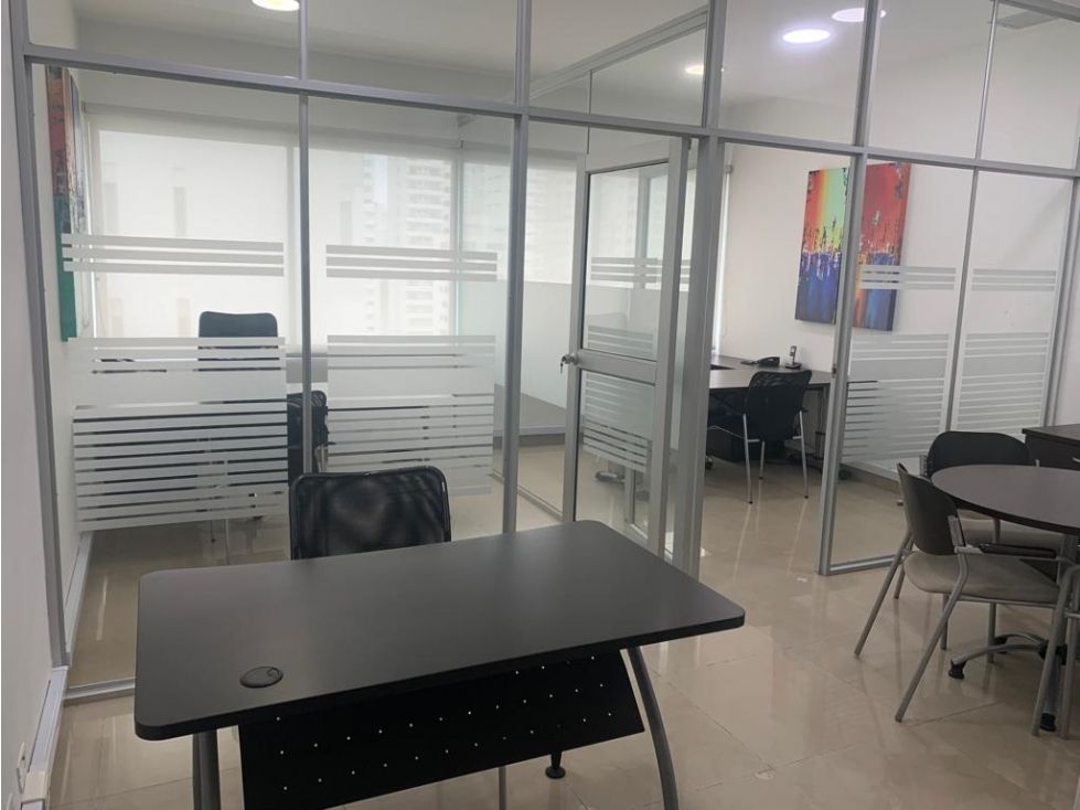 Oficina en arriendo Bolívar Cartagena Boca Grande 35 m2 Habitaciones 0 Baños 0 Garajes 2 Precio $4000000