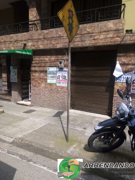 Local en arriendo Antioquia Itagüí La Gloria 80 m2 Habitaciones 0 Baños 1 Garajes 0 Precio $2300000