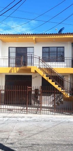 Casa en venta Huila Neiva La Floresta 110 m2 Habitaciones 8 Baños 6 Garajes 2 Precio $300000000