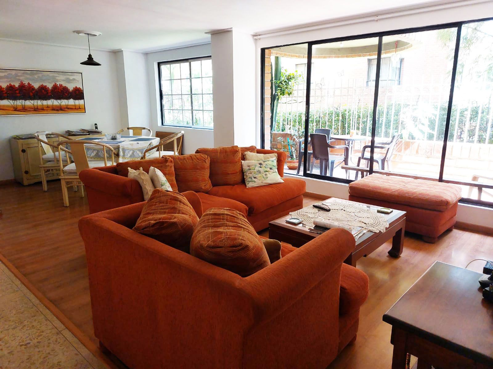 Apartamento en venta Antioquia Medellín La Aguacatala 198 m2 Habitaciones 5 Baños 6 Garajes 3 Precio $710000000