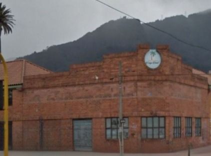 Inmuebles en Remate Local en arriendo o venta Cundinamarca Bogotá San Bernardo 268 m2 Habitaciones 0 Baños 2 Garajes 0 Precio venta $540000000 Precio arriendo $4320000