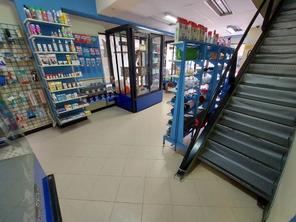 Local en venta Antioquia Medellín Las Lomas No1 80 m2 Habitaciones 0 Baños 0 Garajes 1 Precio $410000000