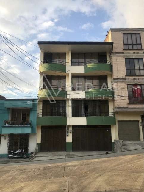 Edificio en venta Risaralda Dosquebradas La Pradera 643 m2 Habitaciones 14 Baños 23 Garajes 3 Precio $1500000000