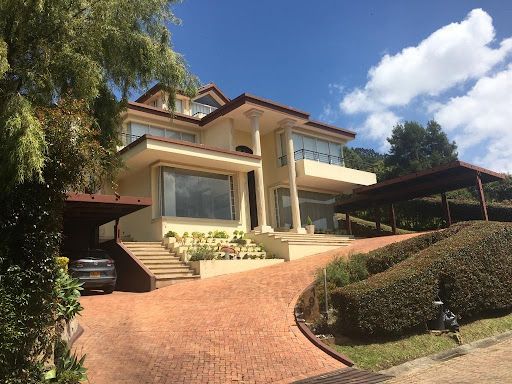 Casa en venta Cundinamarca Sopó Sopó 505 m2 Habitaciones 3 Baños 6 Garajes 4 Precio $3100000000