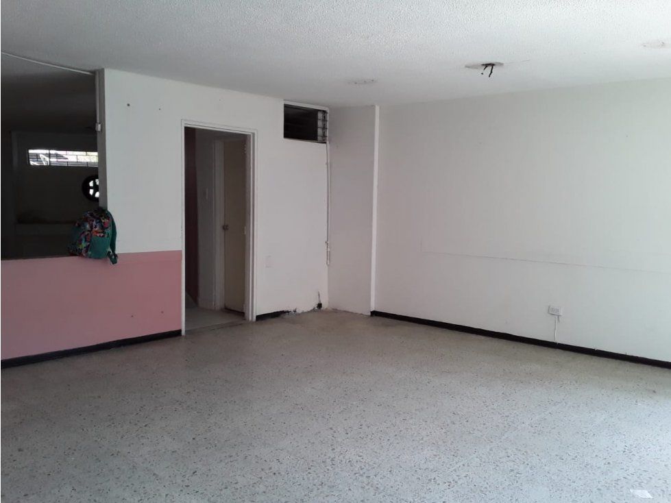 Local en arriendo Valle Del Cauca Cali Juanambú 220 m2 Habitaciones 0 Baños 3 Garajes 0 Precio $2100000