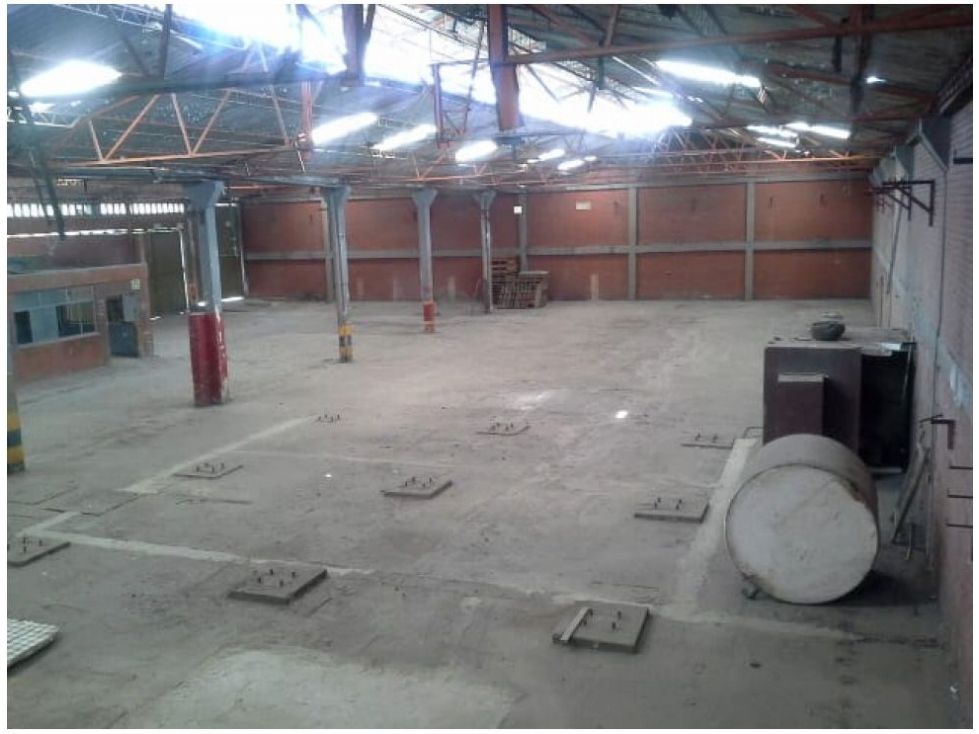 Bodega en venta Cundinamarca Bogotá Salazar Gomez 0 m2 Habitaciones 0 Baños 26 Garajes 1 Precio $6200000000