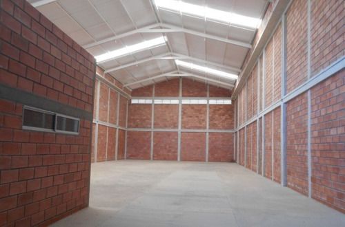 Bodega en arriendo Córdoba Montería Centro Logistica E Industrial San Jeronimo 240 m2 Habitaciones 0 Baños 2 Garajes 2 Precio $3200000