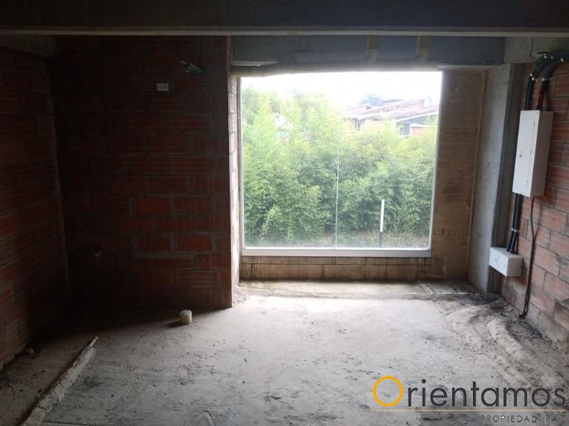 Oficina en arriendo o venta Antioquia Rionegro El Porvenir 24 m2 Habitaciones 0 Baños 0 Garajes 0 Precio venta $200000000 Precio arriendo $1800000