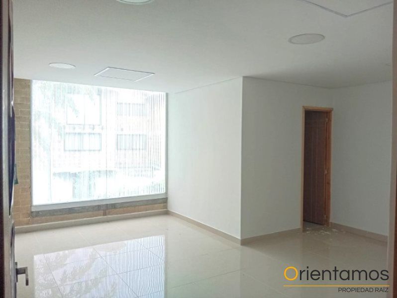 Oficina en arriendo Antioquia Rionegro El Porvenir 25 m2 Habitaciones 0 Baños 1 Garajes 1 Precio $1600000