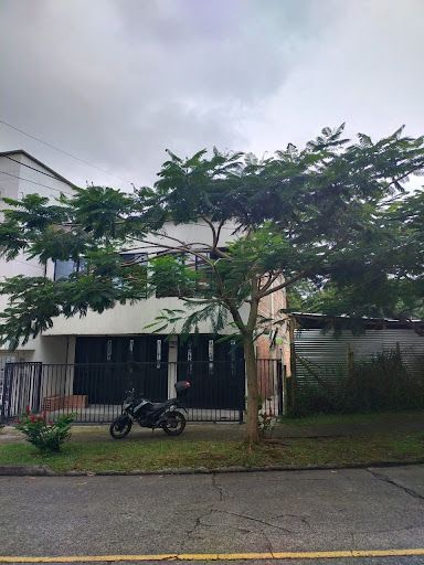 Casa en venta Risaralda Pereira Maraya 250 m2 Habitaciones 6 Baños 3 Garajes 1 Precio $700000000