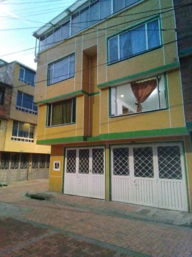 Casa en venta Cundinamarca Bogotá Villa Gladis 329 m2 Habitaciones 7 Baños 4 Garajes 0 Precio $780000000