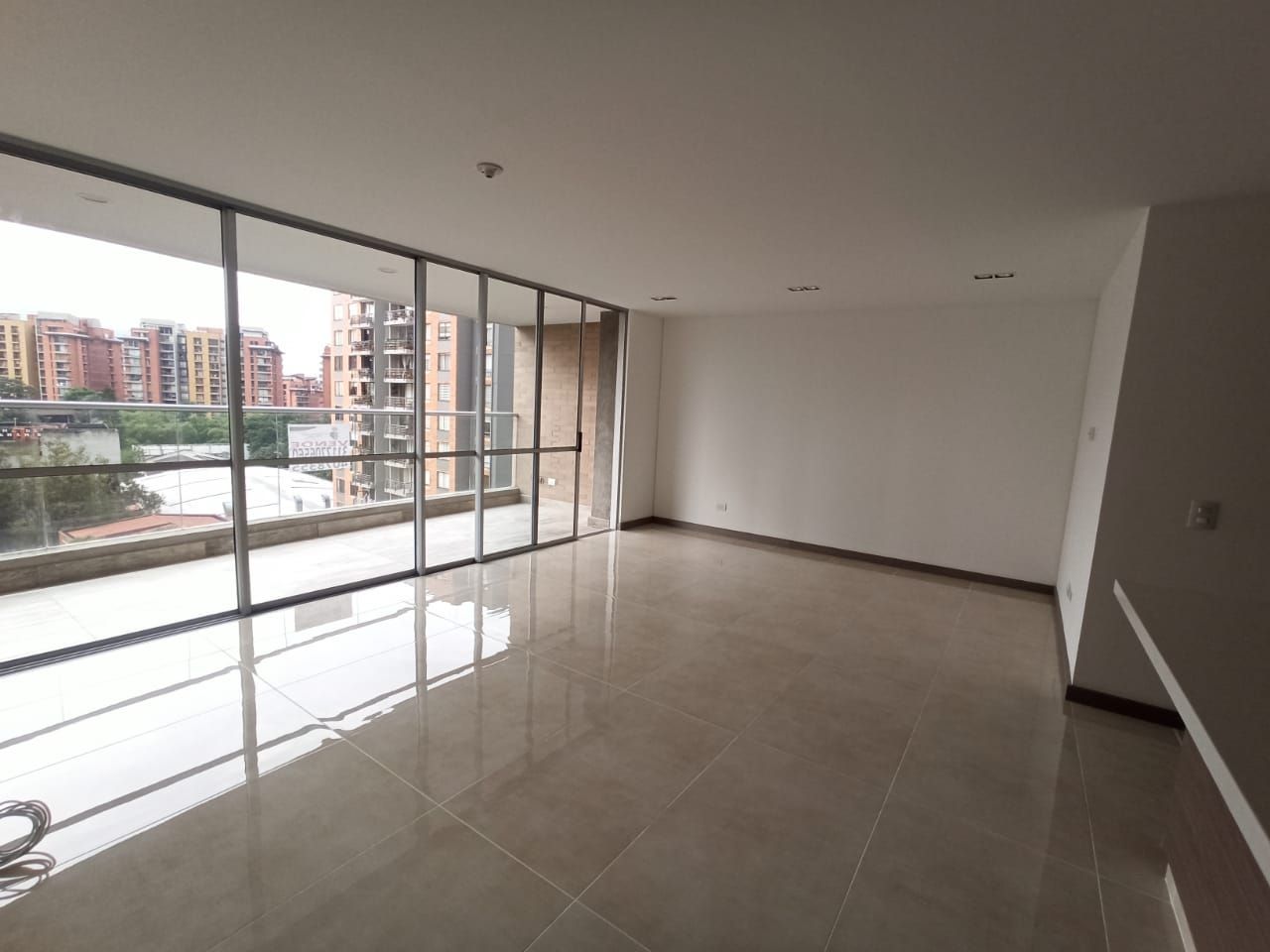 Apartamento en venta Antioquia Envigado Pontevedra 107 m2 Habitaciones 3 Baños 2 Garajes 3 Precio $850000000