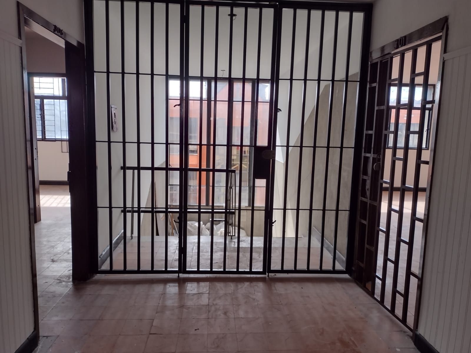 Bodega en arriendo Santander Bucaramanga Centro 60 m2 Habitaciones 0 Baños 2 Garajes 2 Precio $800000