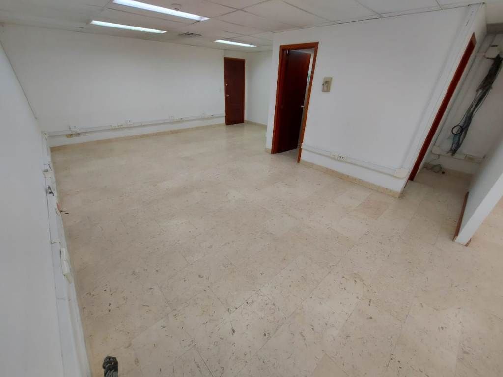 Oficina en venta Antioquia Medellín Corazon De Jesus 65 m2 Habitaciones 0 Baños 0 Garajes 2 Precio $480000000