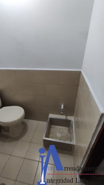 Local en arriendo Antioquia Medellín Shellmar 40 m2 Habitaciones 0 Baños 1 Garajes 0 Precio $3000000