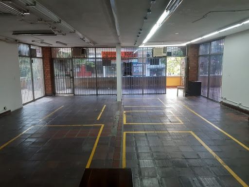 Local en venta Antioquia Medellín San Joaquin 43 m2 Habitaciones 0 Baños 2 Garajes 0 Precio $350000000