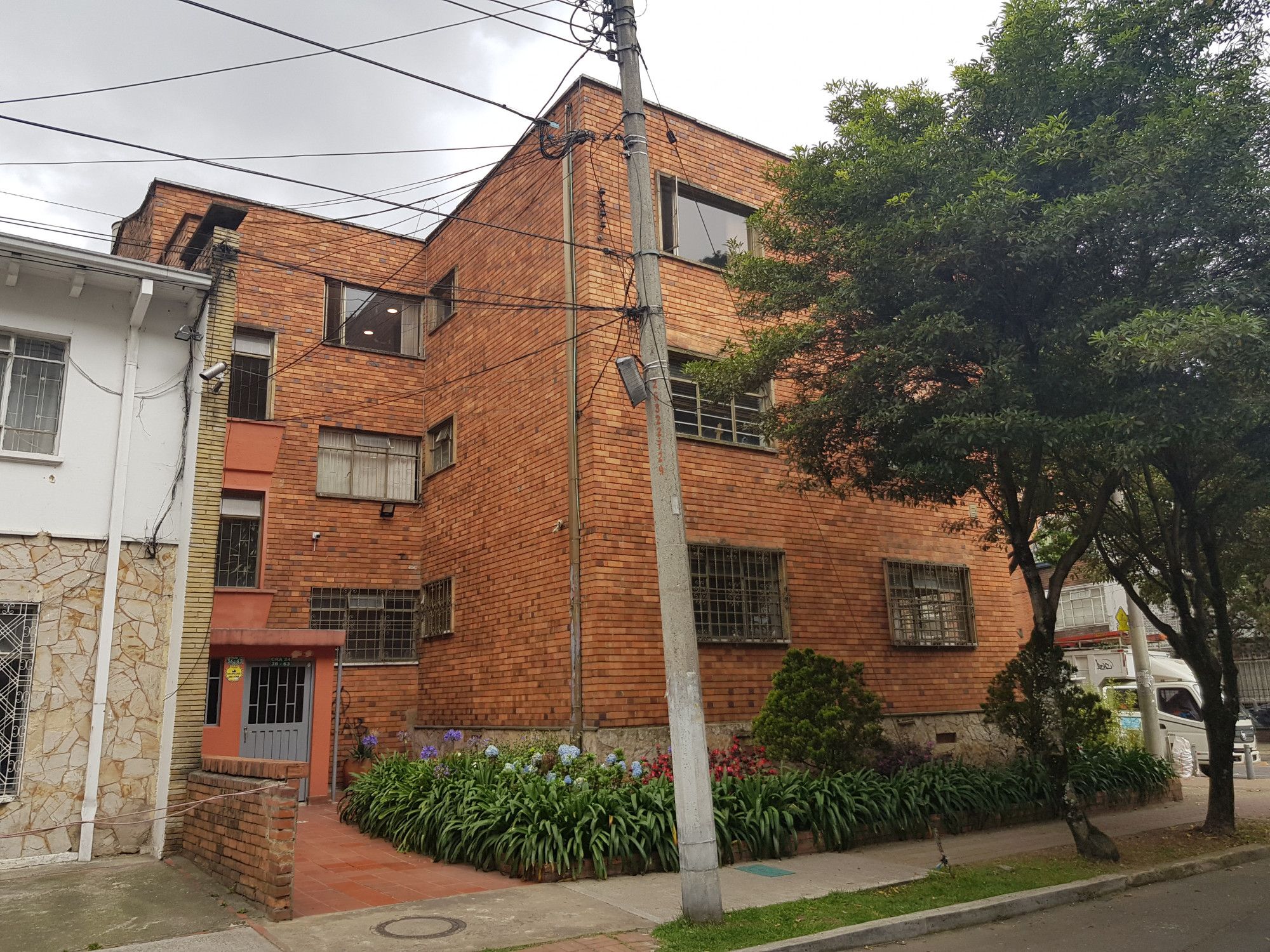 Oficina en arriendo Cundinamarca Bogotá La Soledad 40 m2 Habitaciones 0 Baños 0 Garajes 1 Precio $1430000