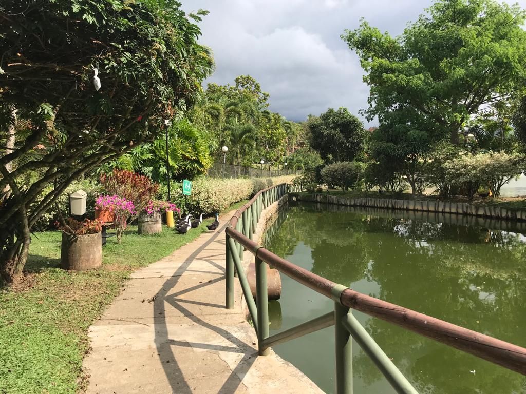 Casa en venta Santander Bucaramanga Lagos Del Cacique 300 m2 Habitaciones 5 Baños 13 Garajes 3 Precio $1600000000