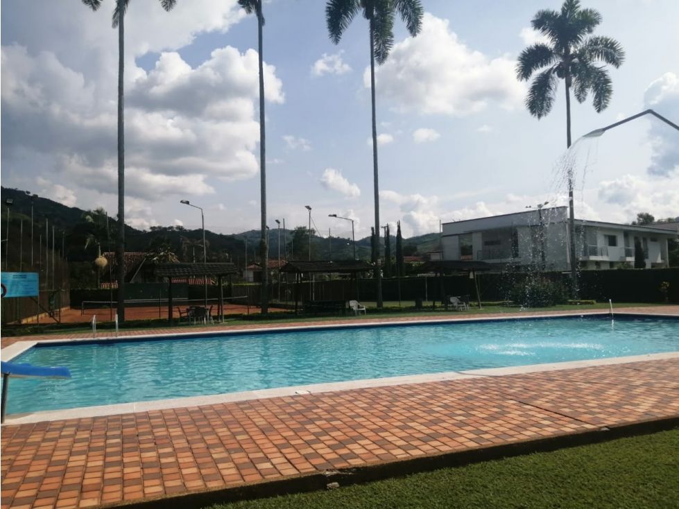 Casa Campestre en venta Caldas Manizales Manizales 385 m2 Habitaciones 5 Baños 3 Garajes 4 Precio $800000000