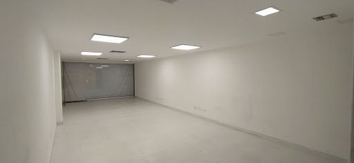 Local en venta Antioquia Medellín La Candelaria 53 m2 Habitaciones 0 Baños 0 Garajes 1 Precio $270000000