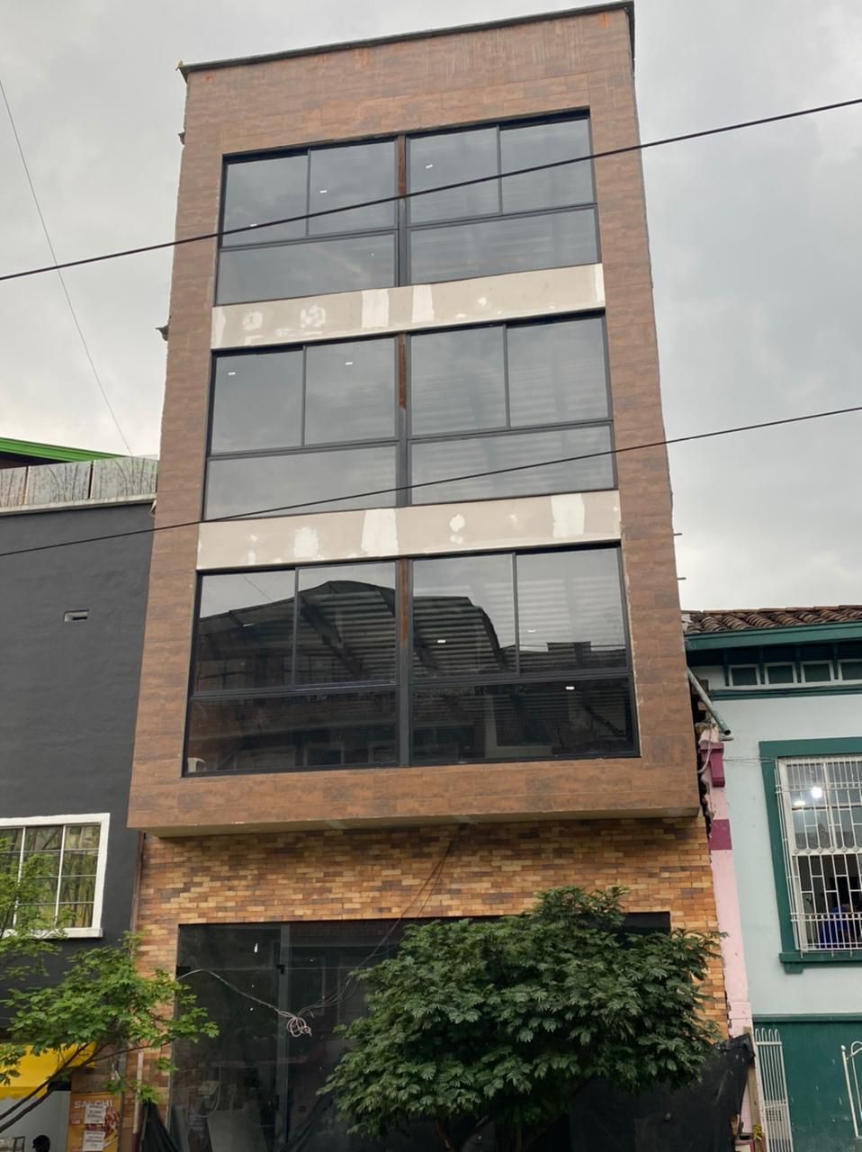 Edificio en venta Antioquia Medellín Buenos Aires 786 m2 Habitaciones 0 Baños 10 Garajes 1 Precio $4300000000