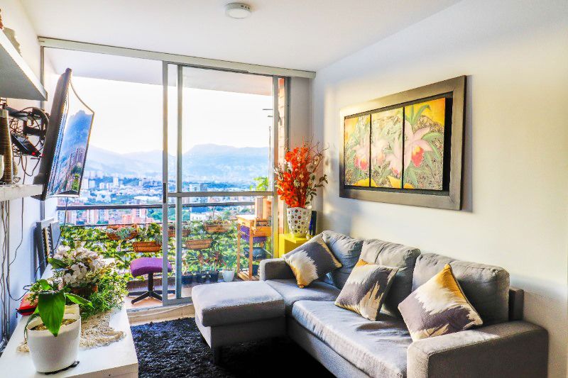 Apartamento en venta Antioquia Envigado Uribe Ángel 70 m2 Habitaciones 3 Baños 2 Garajes 2 Precio $465000000