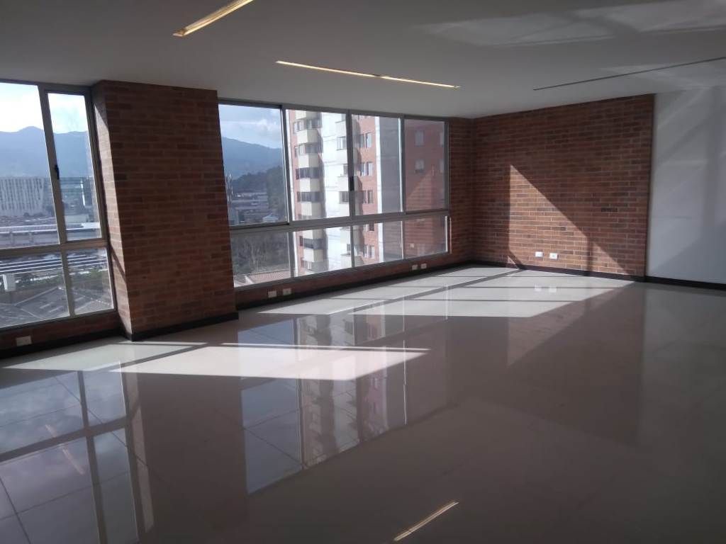 Oficina en arriendo Antioquia Medellín Corazon De Jesus 63 m2 Habitaciones 0 Baños 0 Garajes 2 Precio $3200000